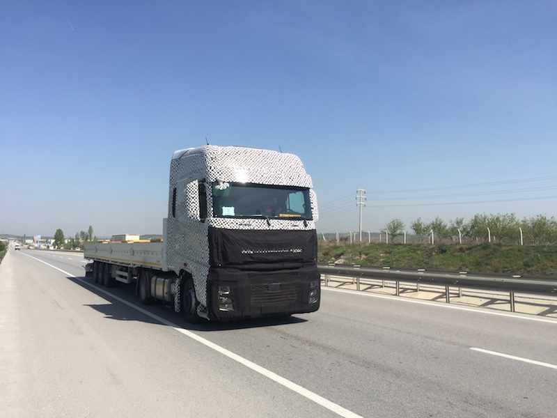 New long haul truck 1.jpg