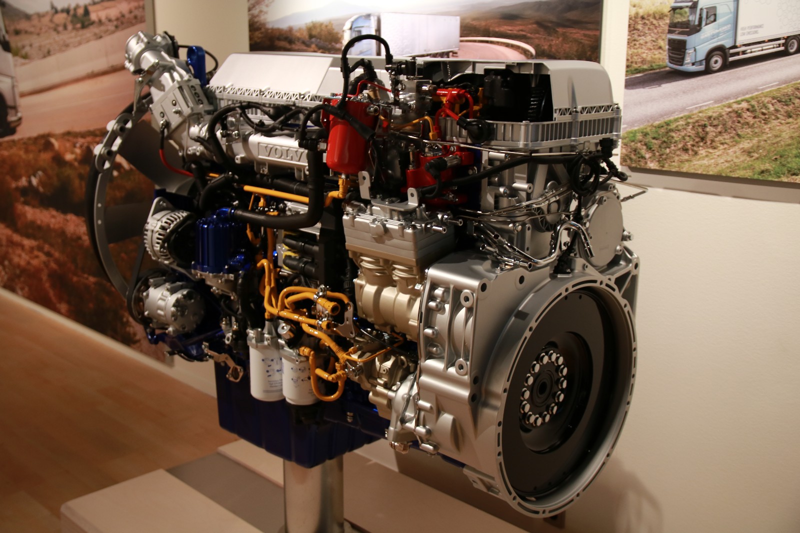 子曰商用车沃尔沃lng卡车性能不妥协