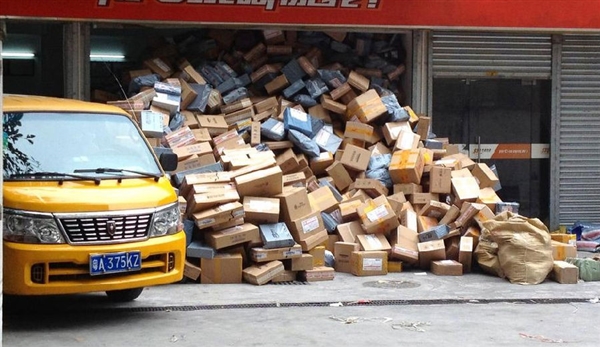 混战"大包裹",2018终成大件快递元年?