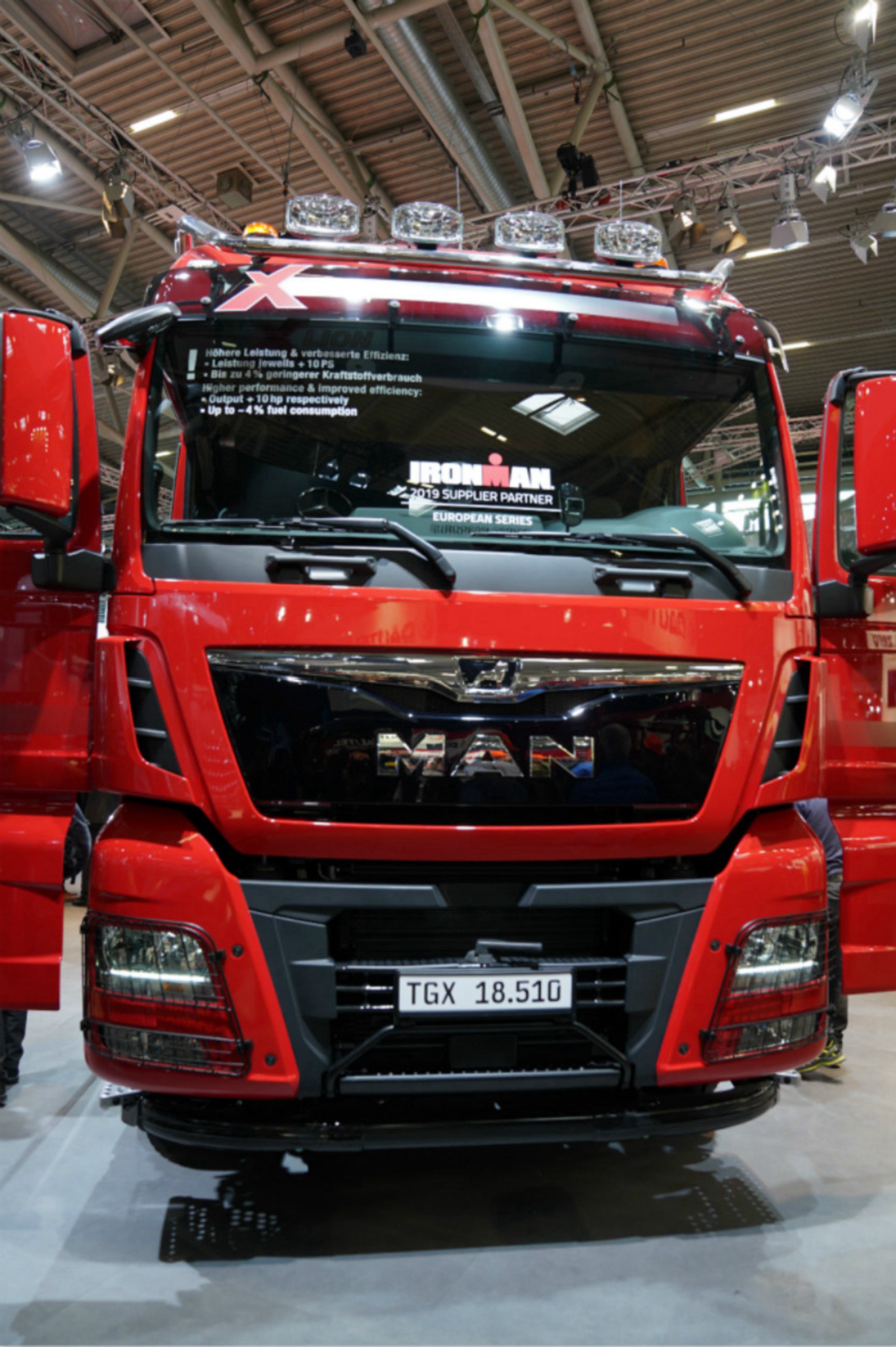 商车邦-主场作战 雄狮曼恩"红色"闪耀2019 bauma展