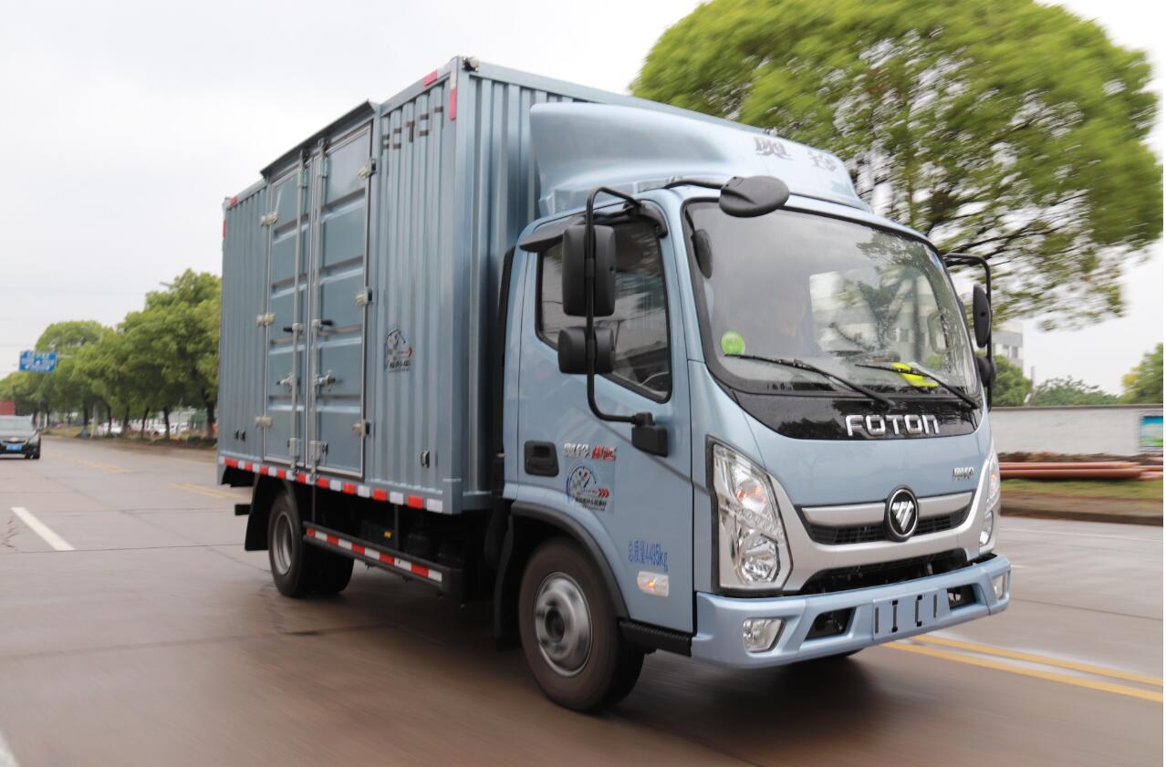 城市游侠试驾奥铃速运国六轻卡