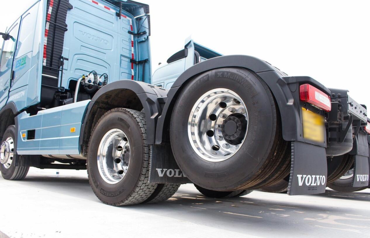 卡车轮胎花纹学问多你选对了吗