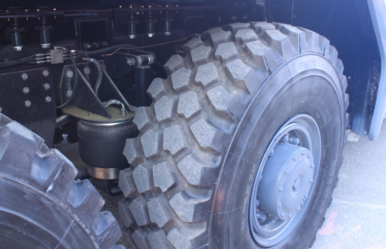 卡车轮胎花纹学问多你选对了吗