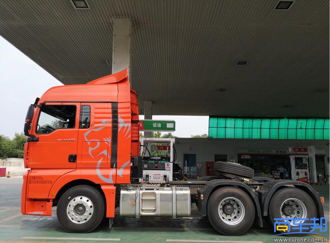 高端自有高端范儿重汽汕德卡g7路试