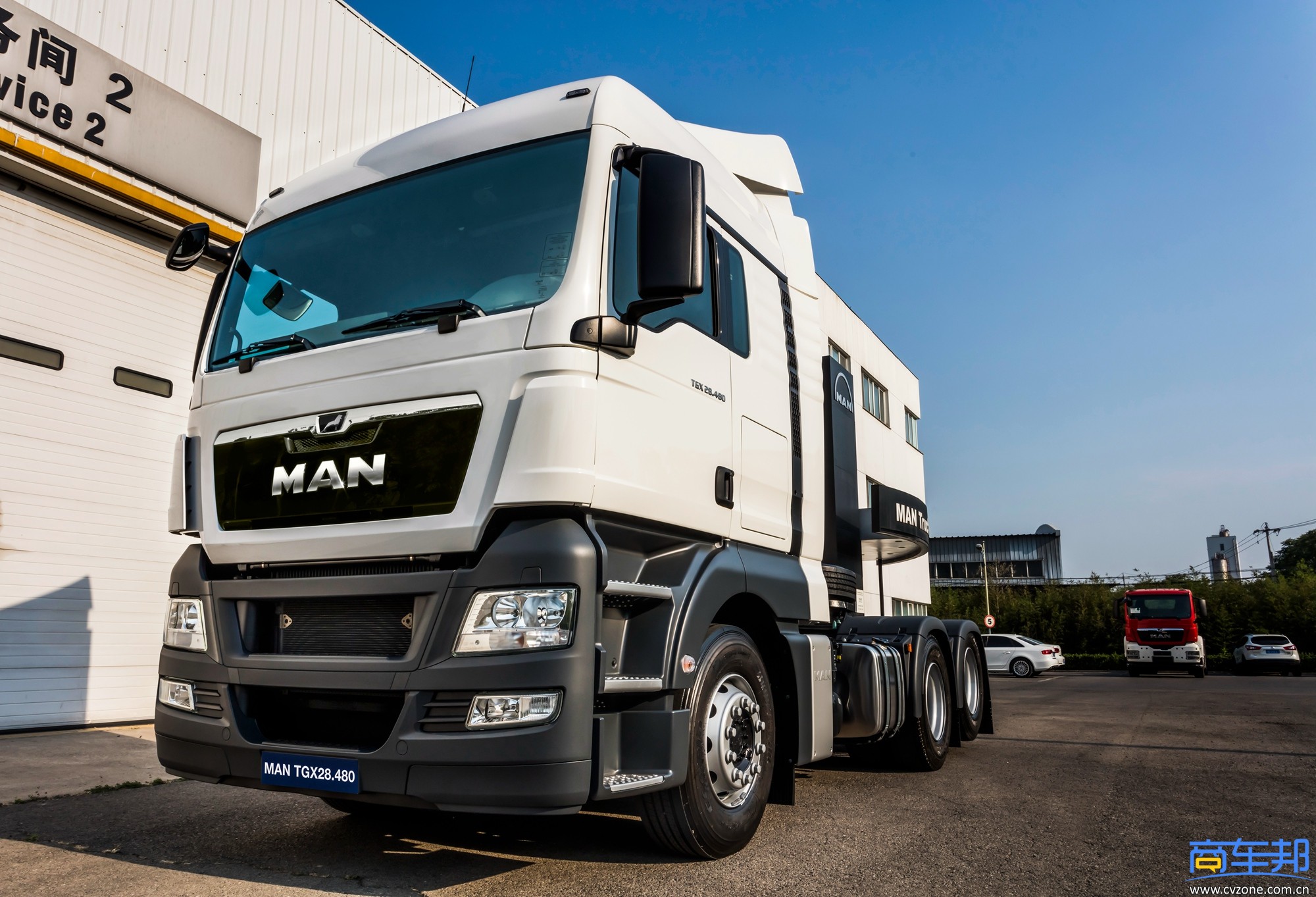 2. 曼恩TGX高效版牵引车.jpg 2. 曼恩TGX高效版牵引车.jpg